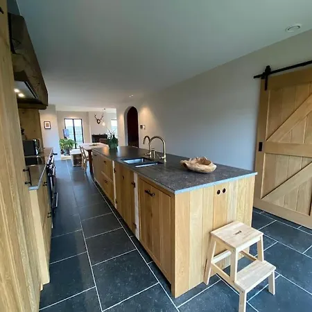 The Nuthouse Holiday home Roeselare